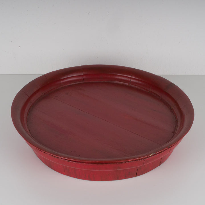 An oriental lacquer bowl