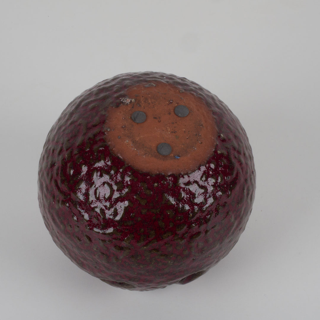 Handmade Ceramic Object in Deep Bordeaux – Sculptural Eye-catcher