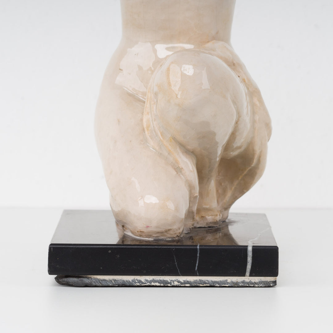 Beautiful image of a female nude by artist Faildon