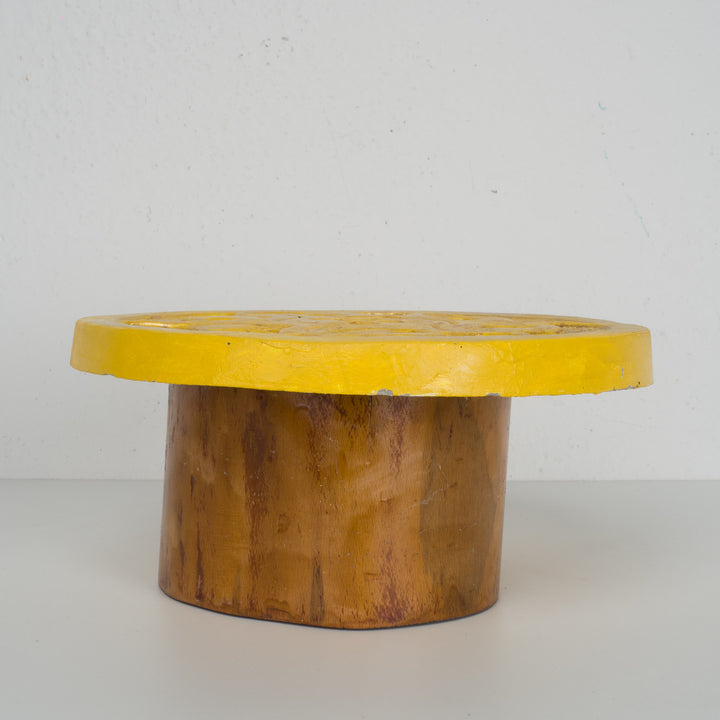 Kunstbeeld ‘Gele Zon op Houten Stam’ – 29x28,5x13,5 cm