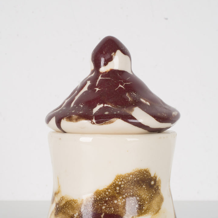 Ceramic lidded pot – Bob Chiffin, Pegomas