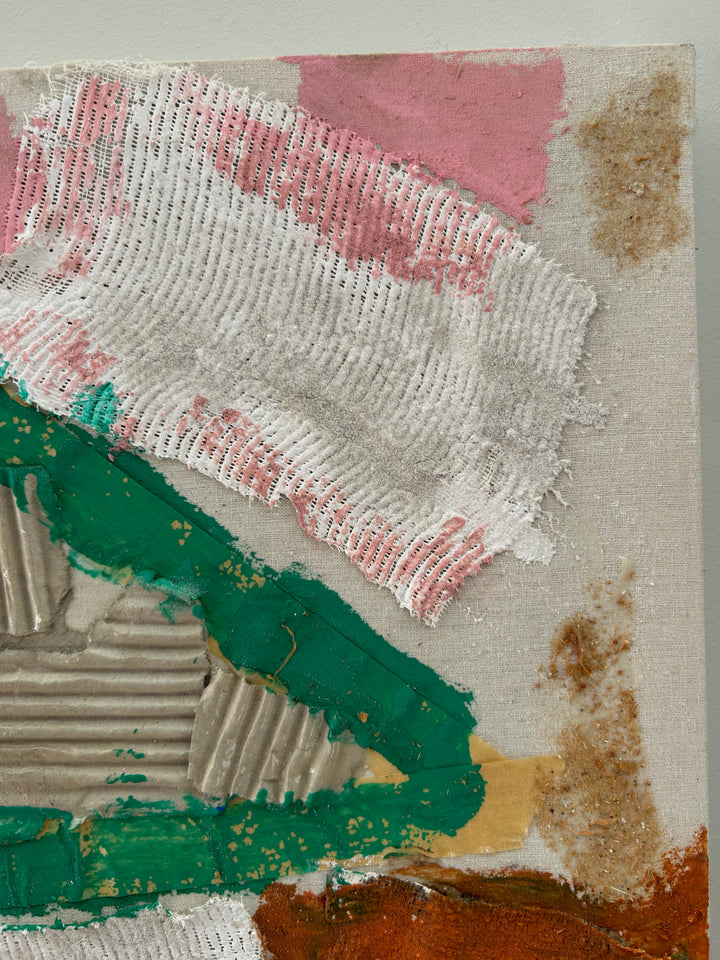 Abstracte Mixed Media Collage – Kleurrijk Textuurkunstwerk met Unieke Materialen - 64,5 x 50 x 3 cm