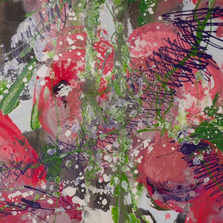 Contemporary large painting of abstract flowers in pink and green by Hilde Deceuninck.