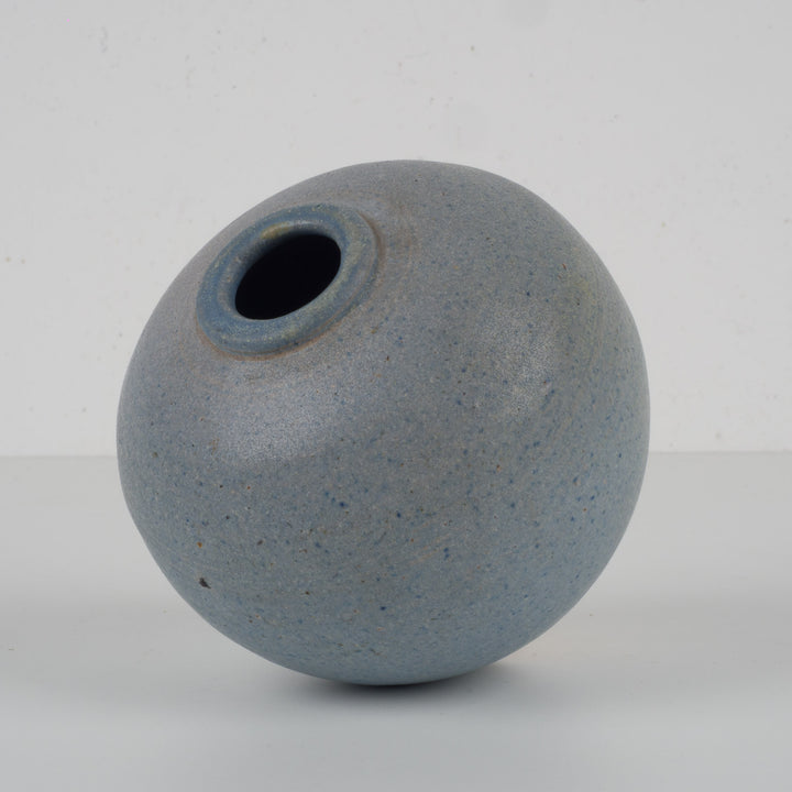 Small light blue ceramic vase – Japanese style – 12×12×11 cm