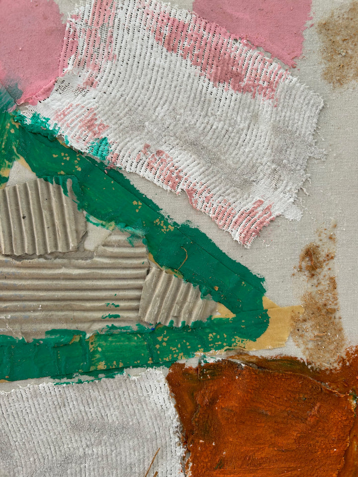 Abstracte Mixed Media Collage – Kleurrijk Textuurkunstwerk met Unieke Materialen - 64,5 x 50 x 3 cm