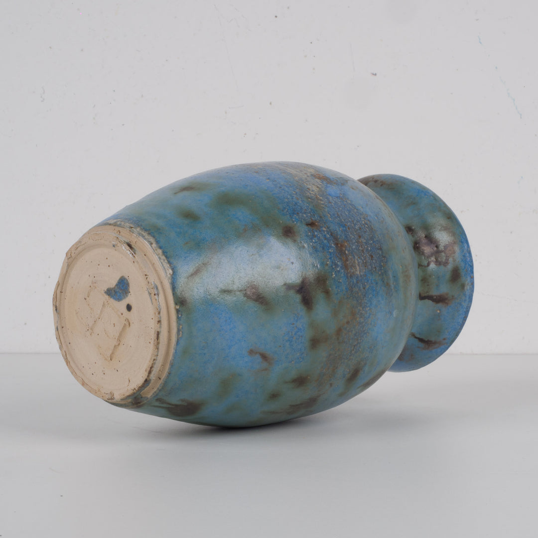 Handmade ceramic vase in mottled light blue – signed – 12×12×19 cm 