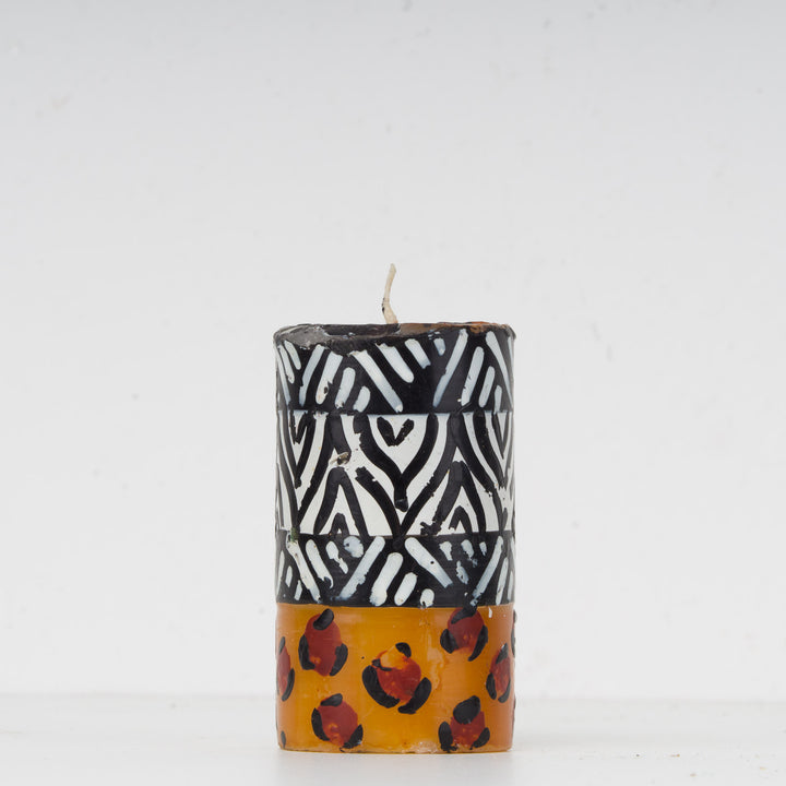 South African Candle with Zebra and Panther Motif – Exotic Atmosphere