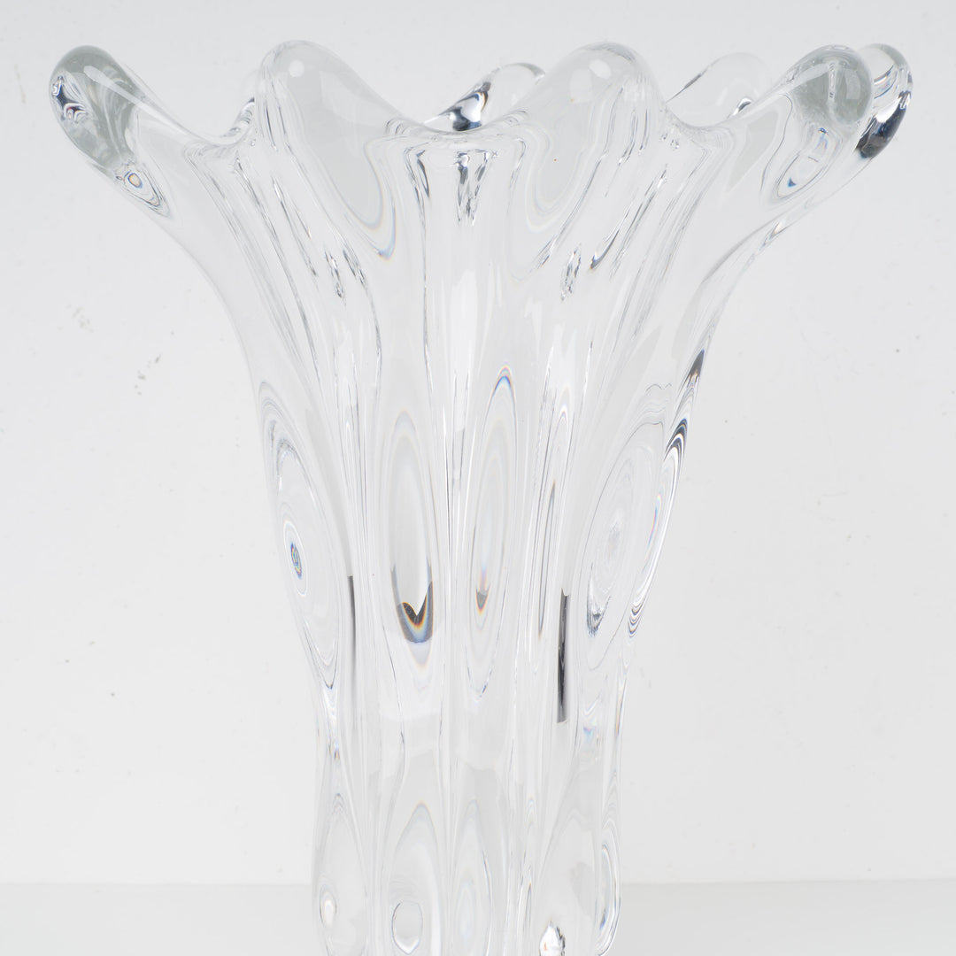 Large crystal vase in petal shape