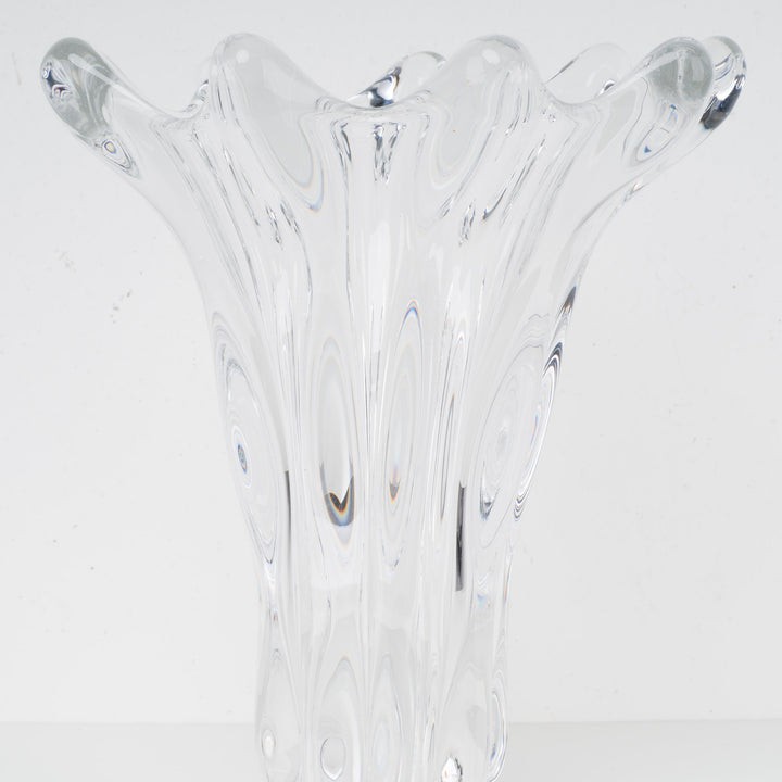 Large crystal vase in petal shape