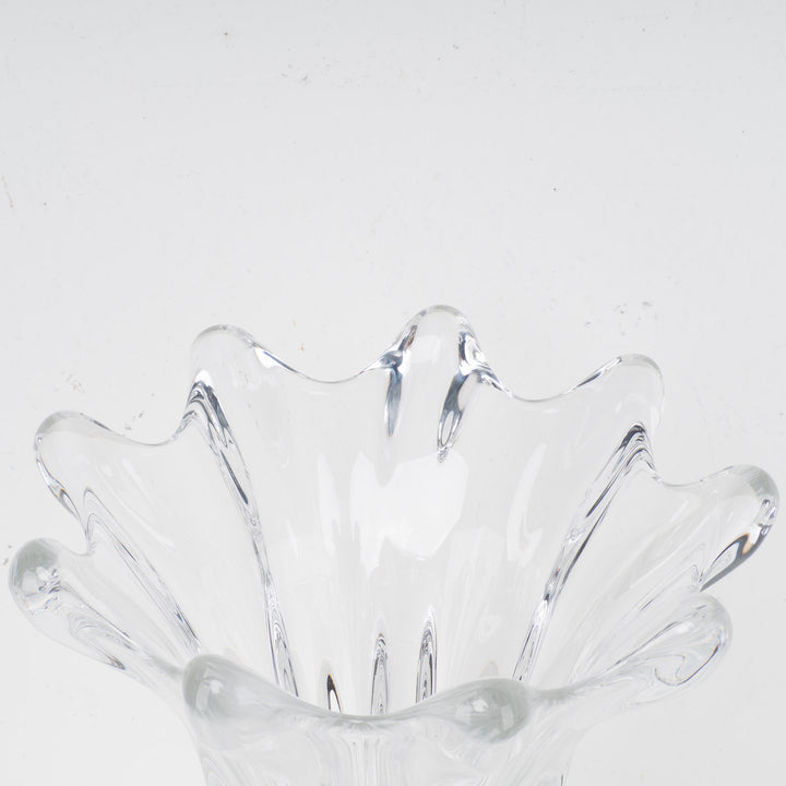 Large crystal vase in petal shape