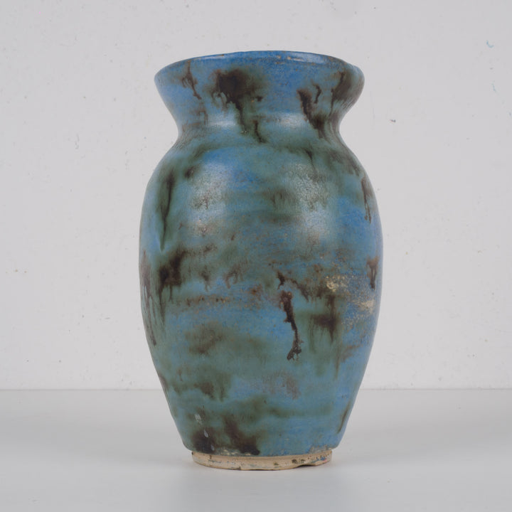Handmade ceramic vase in mottled light blue – signed – 12×12×19 cm 