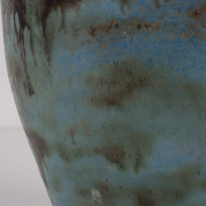 Handmade ceramic vase in mottled light blue – signed – 12×12×19 cm 