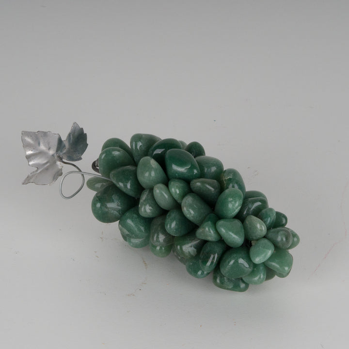 Vintage druiventros in groene steen met metalen blad – 14,5 x 14,5 x 5 cm