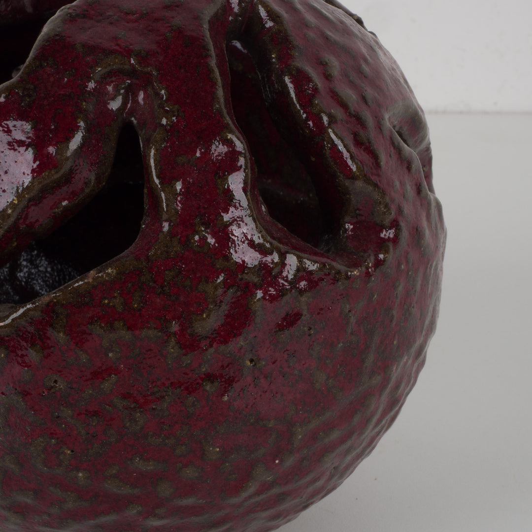 Handmade Ceramic Object in Deep Bordeaux – Sculptural Eye-catcher