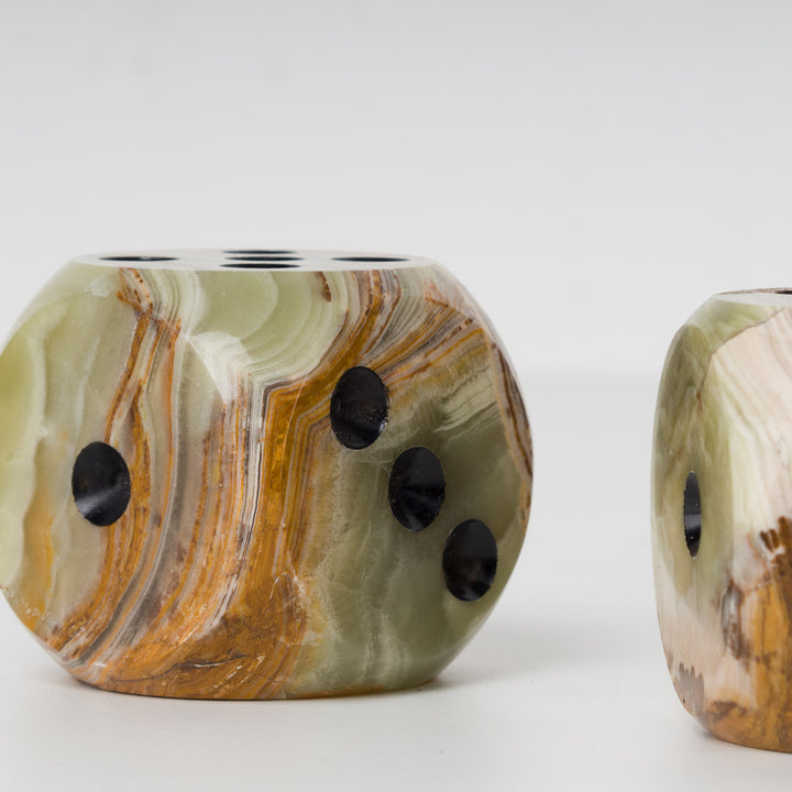 Beautiful Set of 3 Dice in Onyx – Timeless Elegance