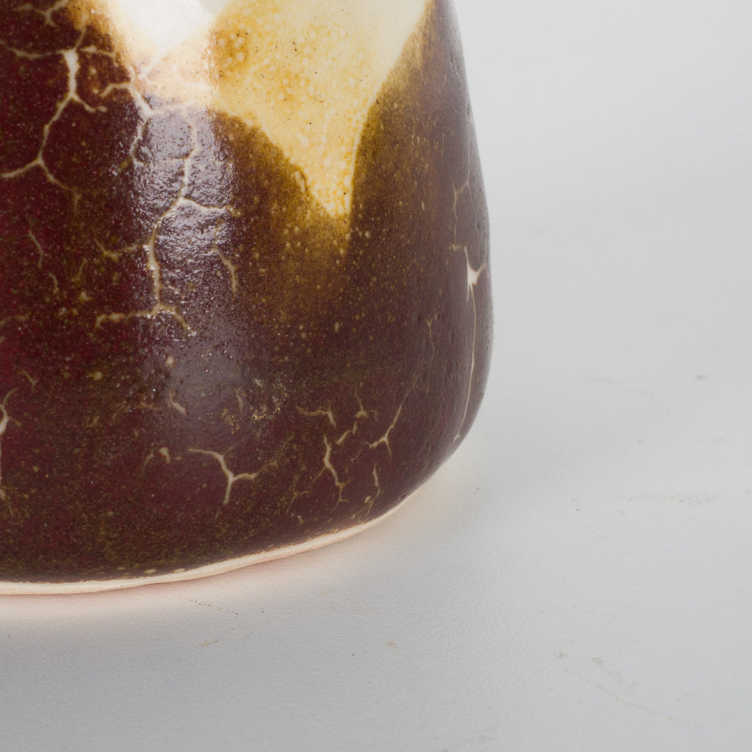 Ceramic lidded pot – Bob Chiffin, Pegomas