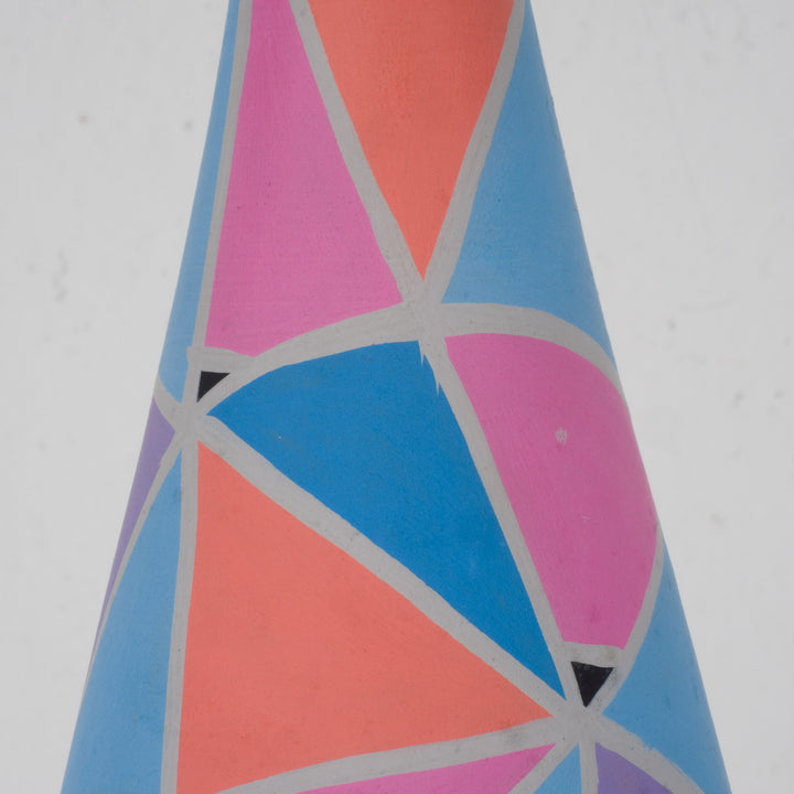 Geometrisch keramisch sierobject in druppelvorm – terracotta in kleurrijke tinten