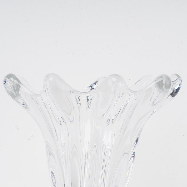 Large crystal vase in petal shape