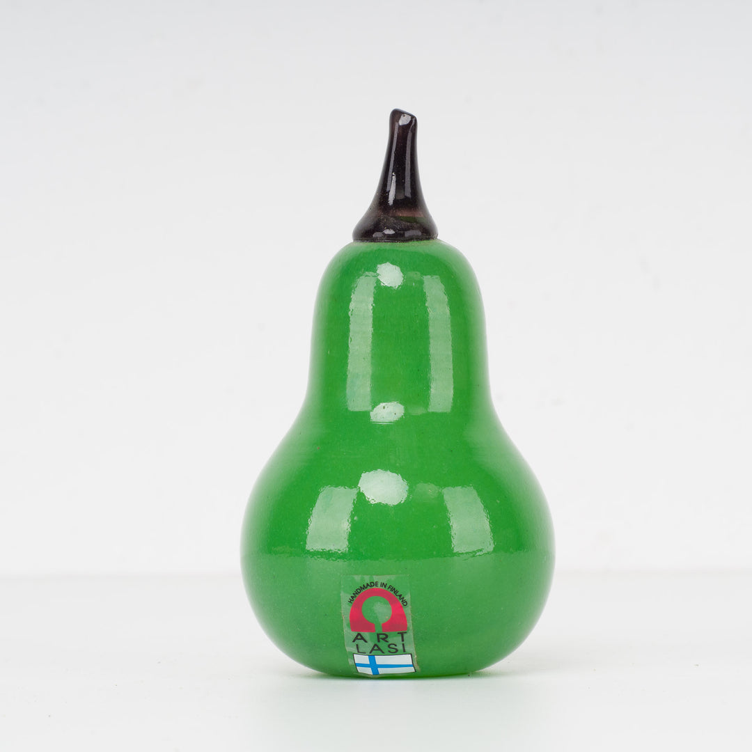 Green glass pear by Artlasi Finland (2)