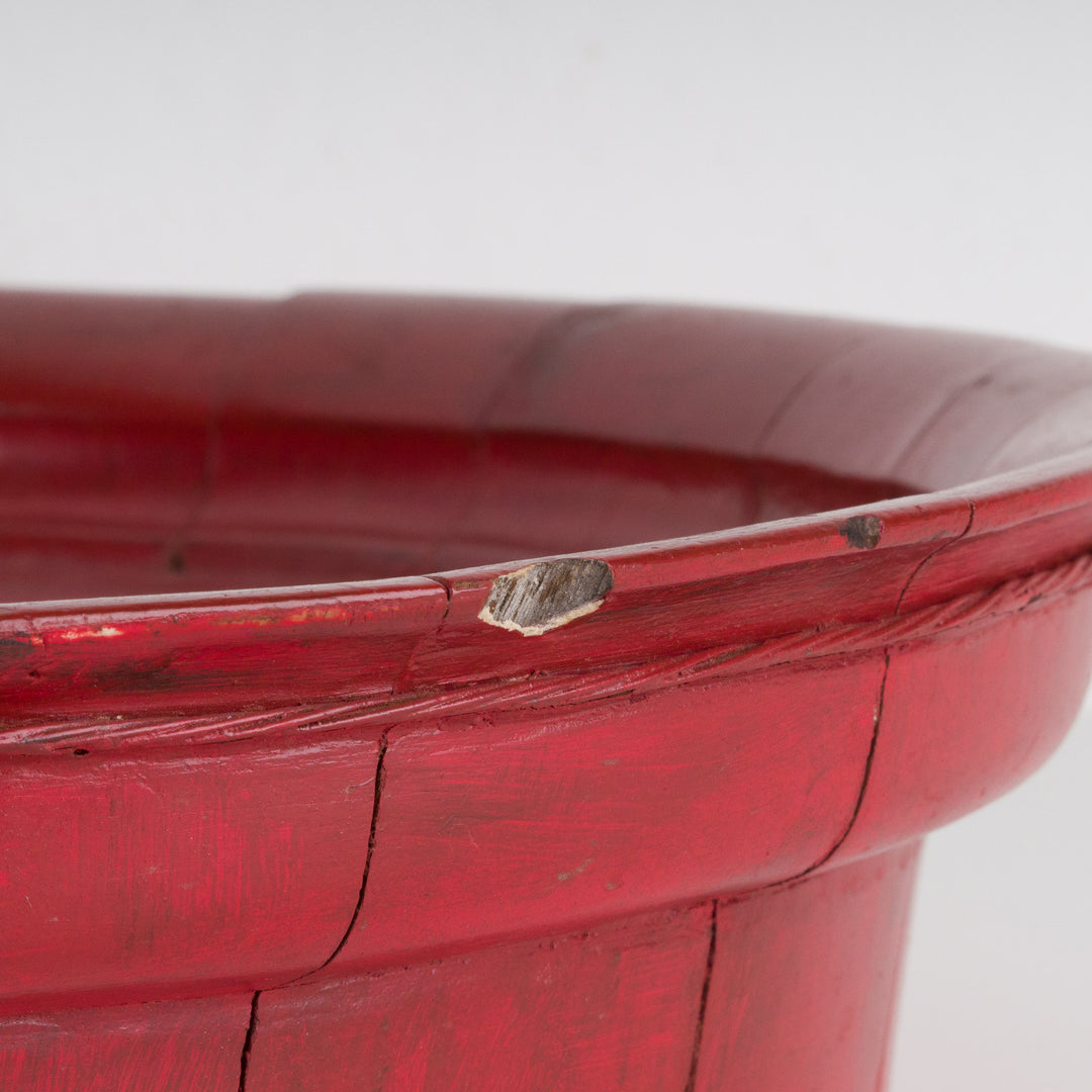 An oriental lacquer bowl