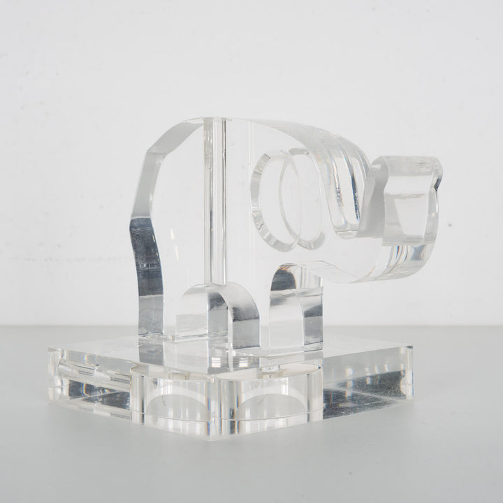 Hoekig beeldje van een olifant in plexi – kristallen uiterlijk / 15x11x12cm