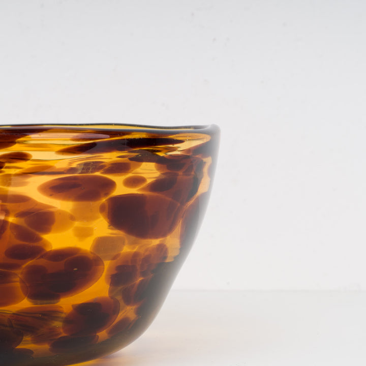 Large Mouth-blown Turtle Motif Bowl – Unique and Charming