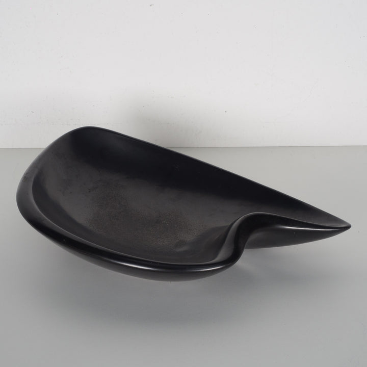 Vintage matte zwarte organische schaal – tijdloos en stijlvol / 39,5 x 25 x 8,5 cm