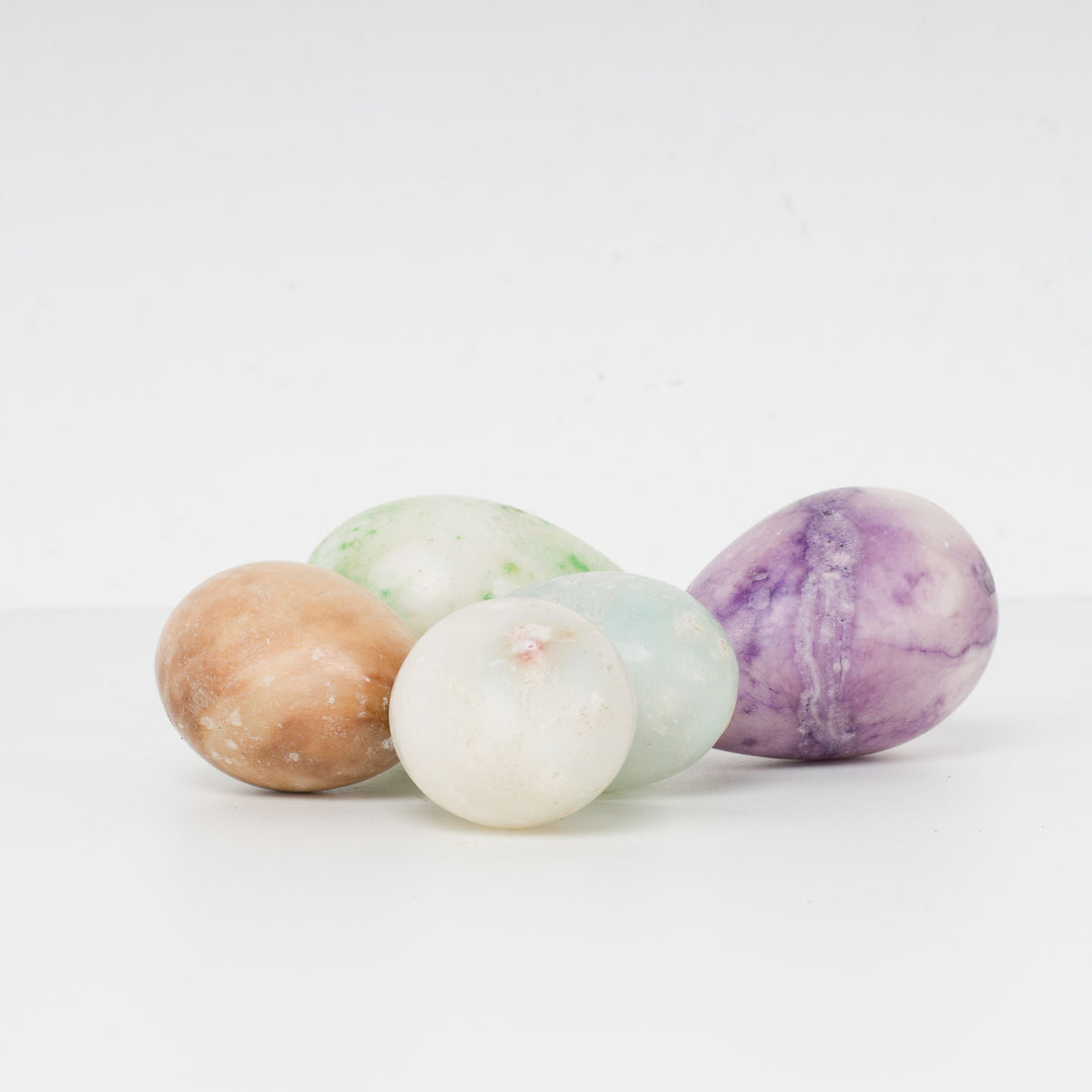 Set of 5 marble eggs – a playful and decorative addition!