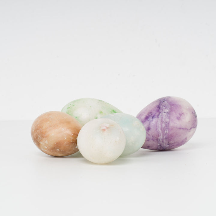 Set of 5 marble eggs – a playful and decorative addition!