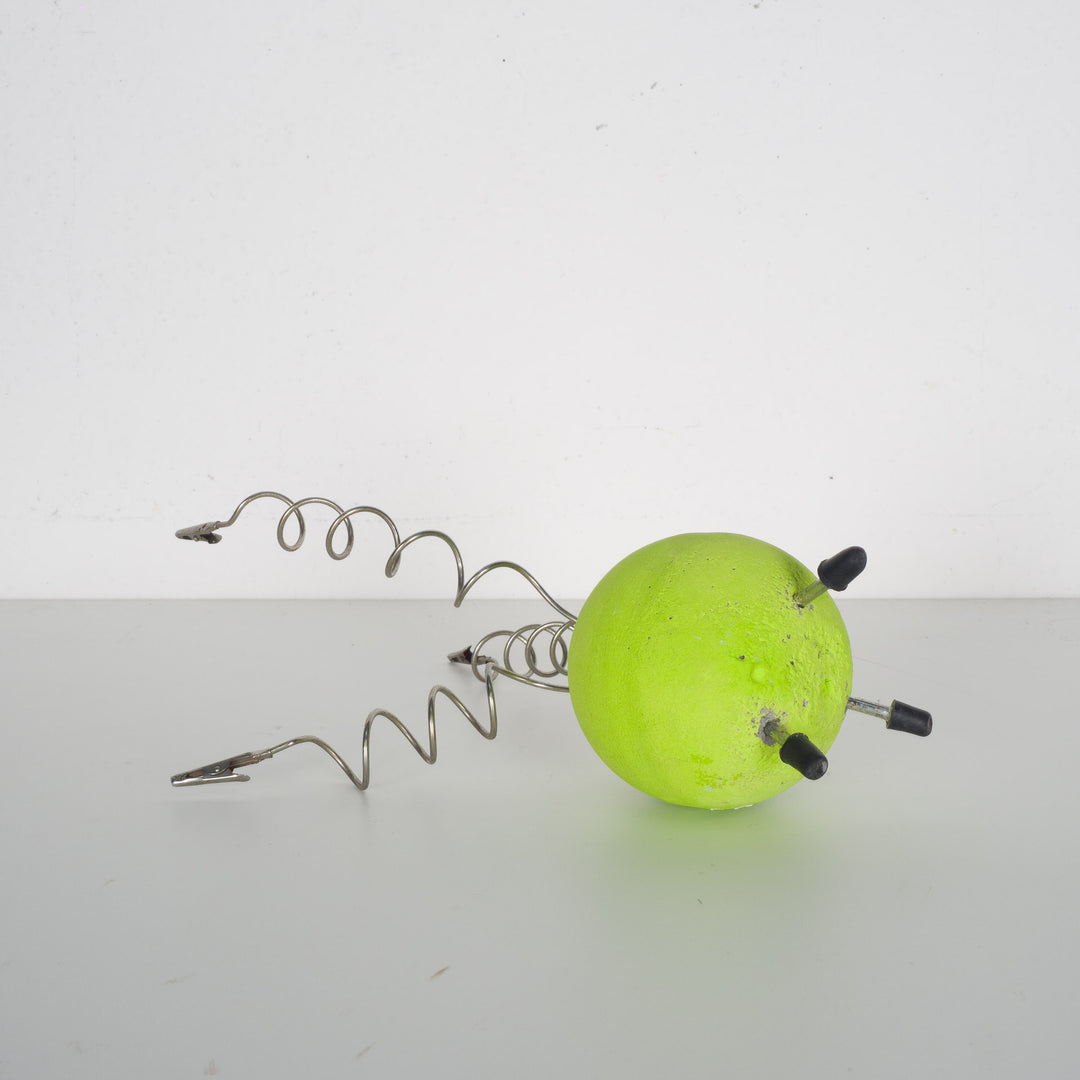 Photo holder in neon green