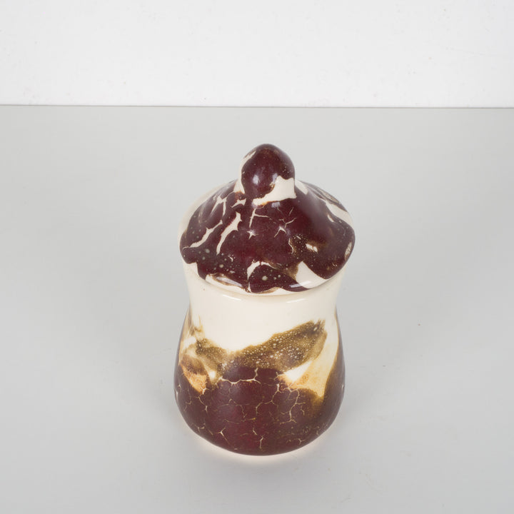 Ceramic lidded pot – Bob Chiffin, Pegomas