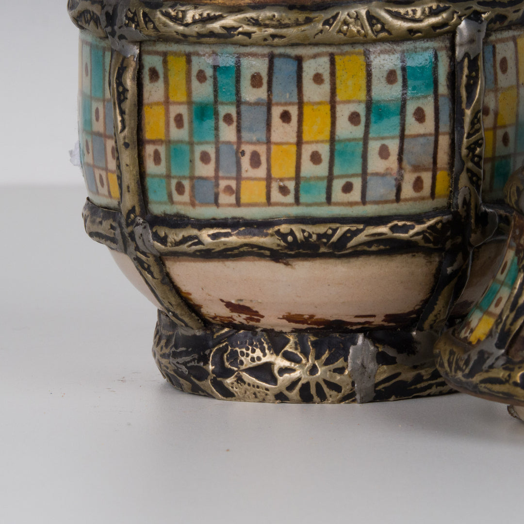 Ceramic Lidded Jar with Geometric Patterns – Middle Eastern Elegance for Your Interior