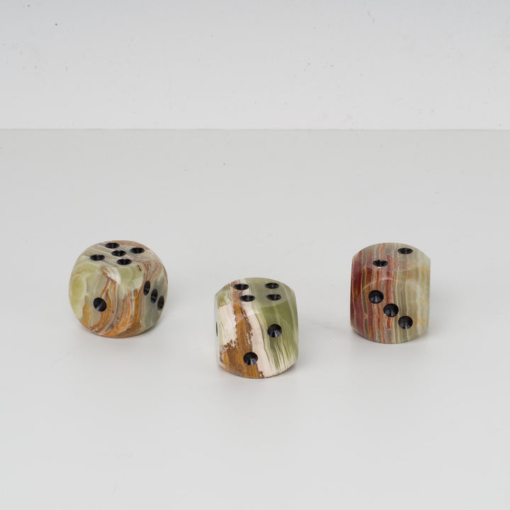 Beautiful Set of 3 Dice in Onyx – Timeless Elegance