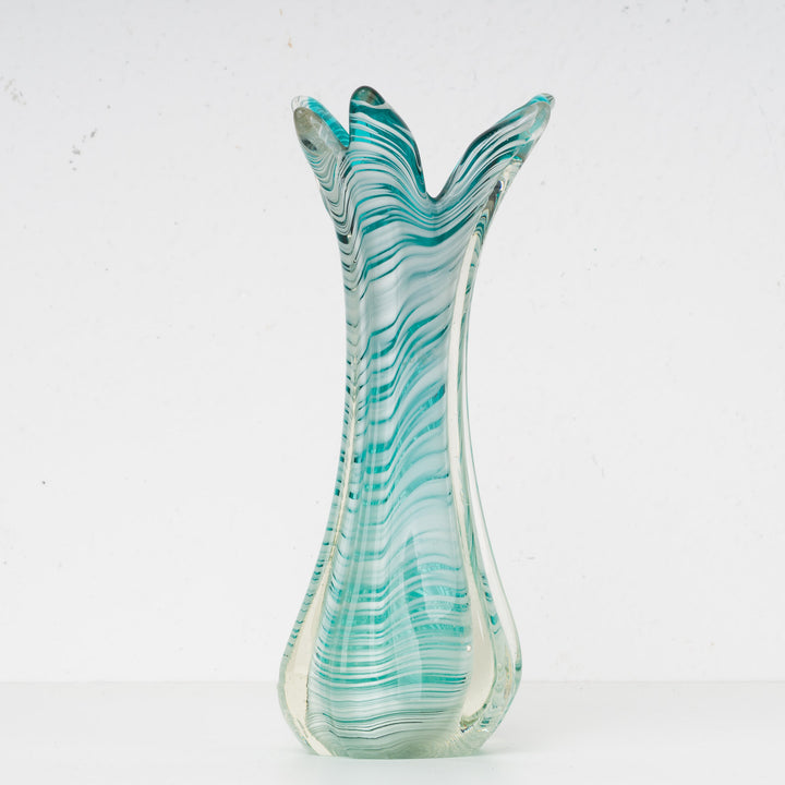 Retro glass vase – Elegance in white and apple blue sea green