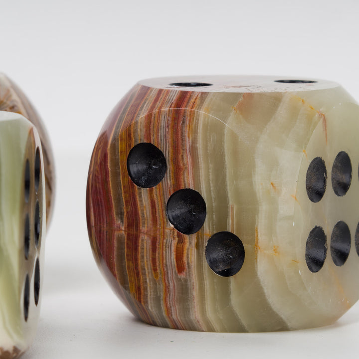 Beautiful Set of 3 Dice in Onyx – Timeless Elegance