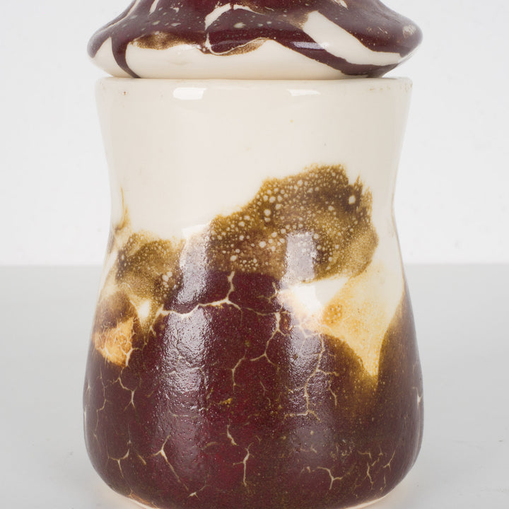 Ceramic lidded pot – Bob Chiffin, Pegomas