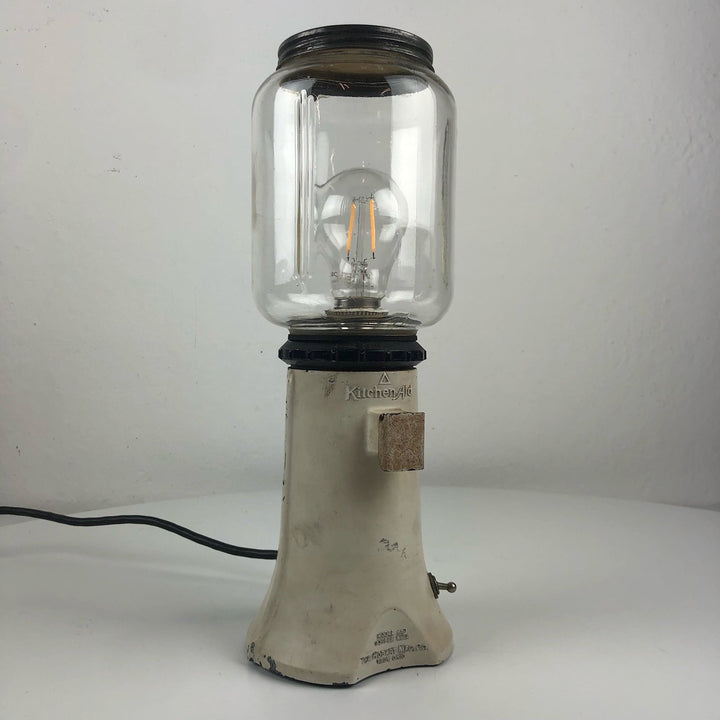 Vintage lamp van een koffiemolen van Kitchen Aid - De Tuin Der Kunsten